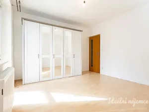 Pronájem bytu 4+1, České Budějovice - České Budějovice 2, Lipová, 96 m2