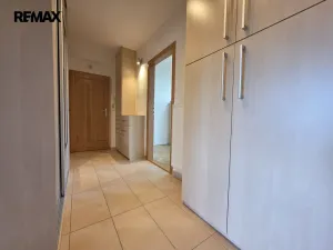 Pronájem bytu 3+kk, Olomouc - Lazce, Zamykalova, 82 m2