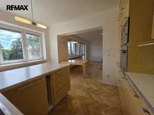 Pronájem bytu 3+kk, Olomouc - Lazce, Zamykalova, 82 m2