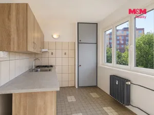 Prodej bytu 2+1, Rotava, Sídliště, 53 m2