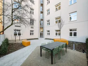 Prodej bytu 2+kk, Praha, Jeseniova, 61 m2