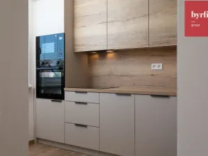 Pronájem bytu 2+1, Opava, Černá, 43 m2