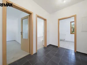Prodej rodinného domu, Karlovy Vary, Slovenská, 98 m2