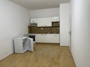 Pronájem bytu 2+kk, Hostivice, Školská, 40 m2