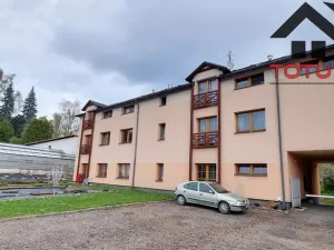 Pronájem bytu 1+kk, Náchod, U Zastávky, 17 m2