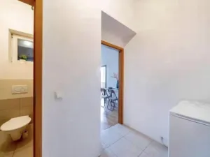 Pronájem bytu 2+kk, Praha - Žižkov, Jeseniova, 45 m2
