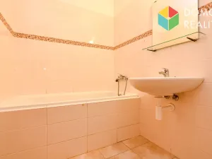 Prodej bytu 1+kk, Beroun - Beroun-Město, V Hlinkách, 32 m2