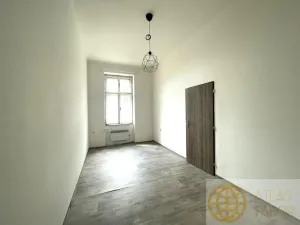 Pronájem bytu 1+1, Tábor, 9. května, 50 m2
