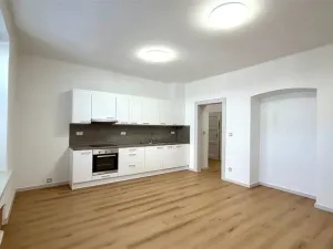 Pronájem bytu 3+kk, Cheb, Karlova, 68 m2