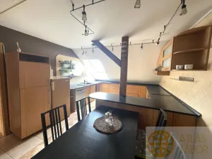 Pronájem bytu 2+1, Tábor, 9. května, 85 m2