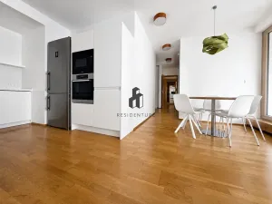 Pronájem bytu 3+kk, Praha - Žižkov, Jeseniova, 87 m2