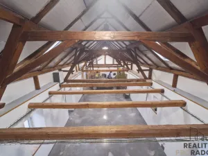 Pronájem skladu, Pardubice, V Uličce, 174 m2