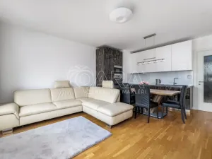 Pronájem bytu 3+kk, Praha - Libeň, Drahobejlova, 64 m2