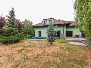 Prodej rodinného domu, Neveklov, Husova, 238 m2