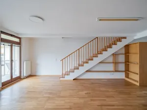 Pronájem bytu 4+1, Praha - Smíchov, Štefánikova, 147 m2