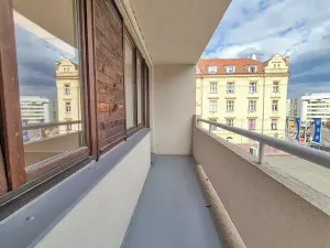Pronájem kanceláře, Praha - Smíchov, U Demartinky, 96 m2