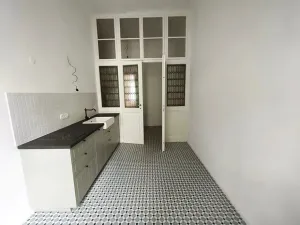 Pronájem bytu 3+1, Praha - Vinohrady, Mikovcova, 95 m2