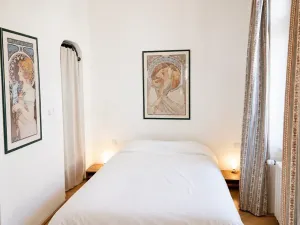 Pronájem bytu 3+kk, Praha, Janáčkovo nábřeží, 83 m2