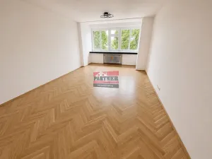 Pronájem bytu 2+1, Praha - Vinohrady, Šrobárova, 83 m2
