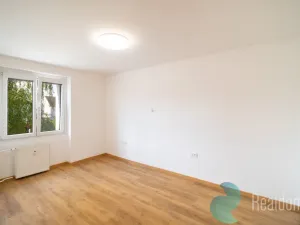 Prodej bytu 2+1, České Budějovice, Zachariášova, 56 m2
