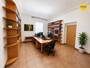 Pronájem kanceláře, Český Těšín, Ostravská, 161 m2
