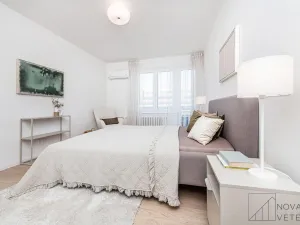 Prodej bytu 4+kk, Praha - Vršovice, U Slavie, 80 m2