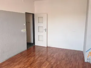 Pronájem bytu 1+1, Jirkov, Osvobození, 36 m2