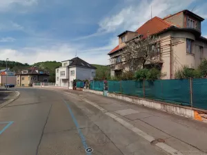 Prodej vícegeneračního domu, Praha - Hlubočepy, V násypu, 430 m2