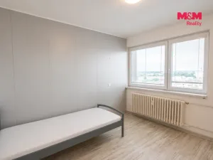 Pronájem bytu 1+kk, Hradec Králové, Sušilova, 32 m2