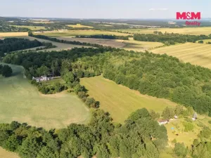 Prodej komerčního pozemku, Líšťany, 8154 m2