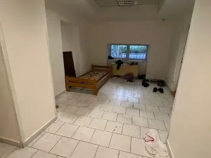 Pronájem komerční nemovitosti, Praha - Břevnov, Diskařská, 700 m2
