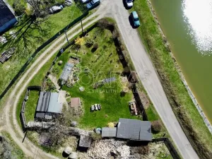 Prodej pozemku pro bydlení, Bezvěrov, 665 m2