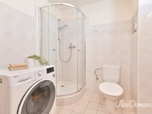 Prodej bytu 1+kk, Praha - Prosek, Nad šestikopy, 37 m2