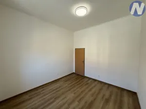 Pronájem bytu 1+kk, Písek, Rokycanova, 30 m2