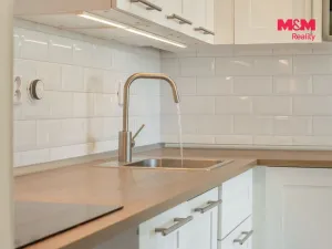 Pronájem bytu 2+kk, Praha - Žižkov, V kapslovně, 58 m2