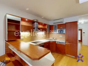 Pronájem bytu 2+kk, Uherský Brod, Masarykovo nám., 80 m2
