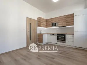 Pronájem bytu 2+1, Teplice, 28. října, 55 m2