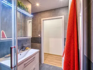 Pronájem bytu 3+1, Chomutov, Bezručova, 75 m2