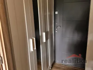Pronájem bytu 2+kk, Opava, Bílovecká, 60 m2
