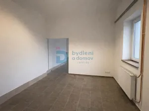 Prodej výrobních prostor, Prostějov, Husovo nám., 416 m2