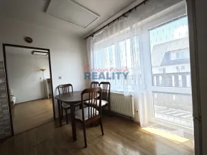 Prodej bytu 3+1, Chýnov, U Kuželníku, 76 m2