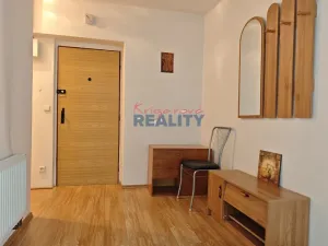 Prodej bytu 3+1, Chýnov, U Kuželníku, 76 m2