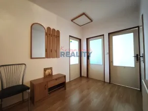 Prodej bytu 3+1, Chýnov, U Kuželníku, 76 m2