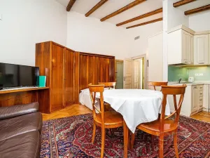 Pronájem bytu 1+kk, Praha - Vinohrady, Italská, 41 m2