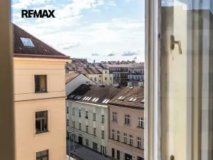 Pronájem bytu 2+kk, Praha - Nusle, Čestmírova, 43 m2