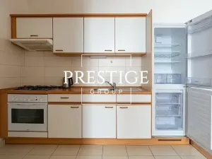 Pronájem bytu 2+kk, Praha - Karlín, Sokolovská, 40 m2