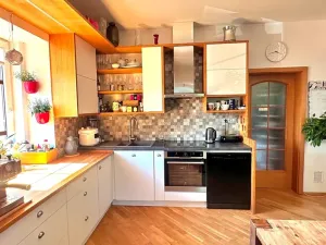 Prodej bytu 4+1, Hostivice, Litovická, 140 m2