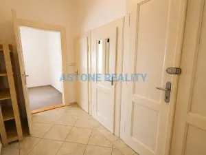 Pronájem bytu 3+kk, Praha - Strašnice, Nad vodovodem, 66 m2