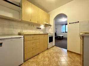 Pronájem bytu 3+1, Praha - Strašnice, Pod strání, 42 m2