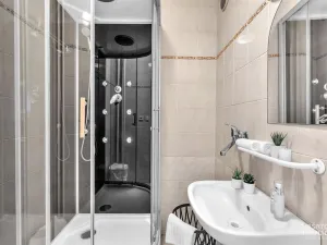 Prodej bytu 3+1, Hradec Králové, Třebechovická, 66 m2